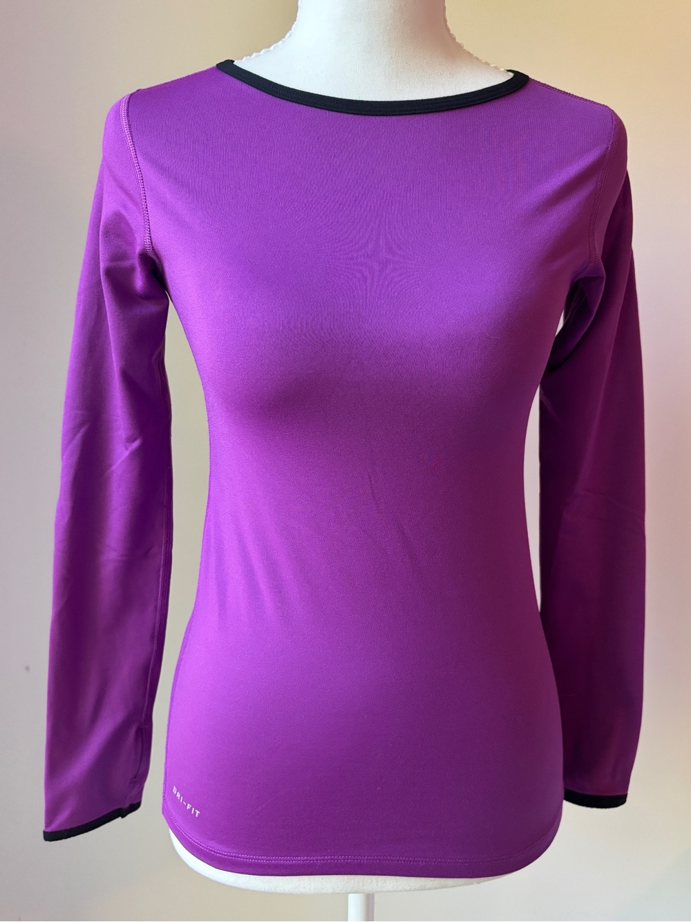 Nike Crewneck Long-Sleeve Athletic Hot Purple with Black Trim - Size M